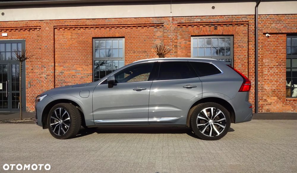 Volvo XC 60 T8 Plug-In Hybrid AWD Ultra Dark - 7