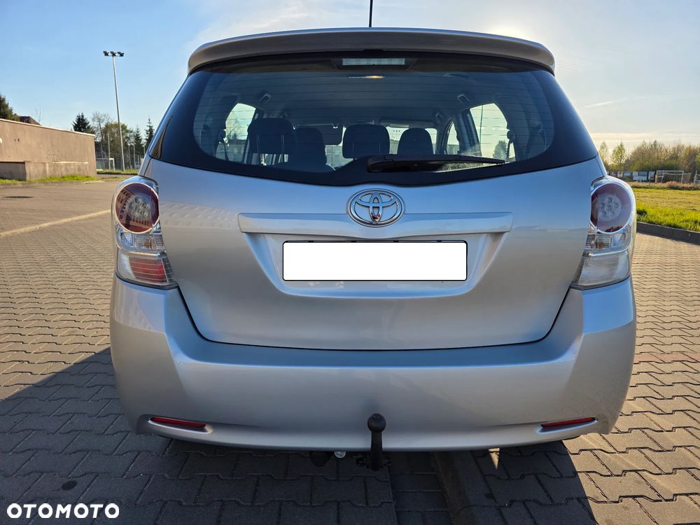 Toyota Verso 1.8 Multidrive Edition - 8