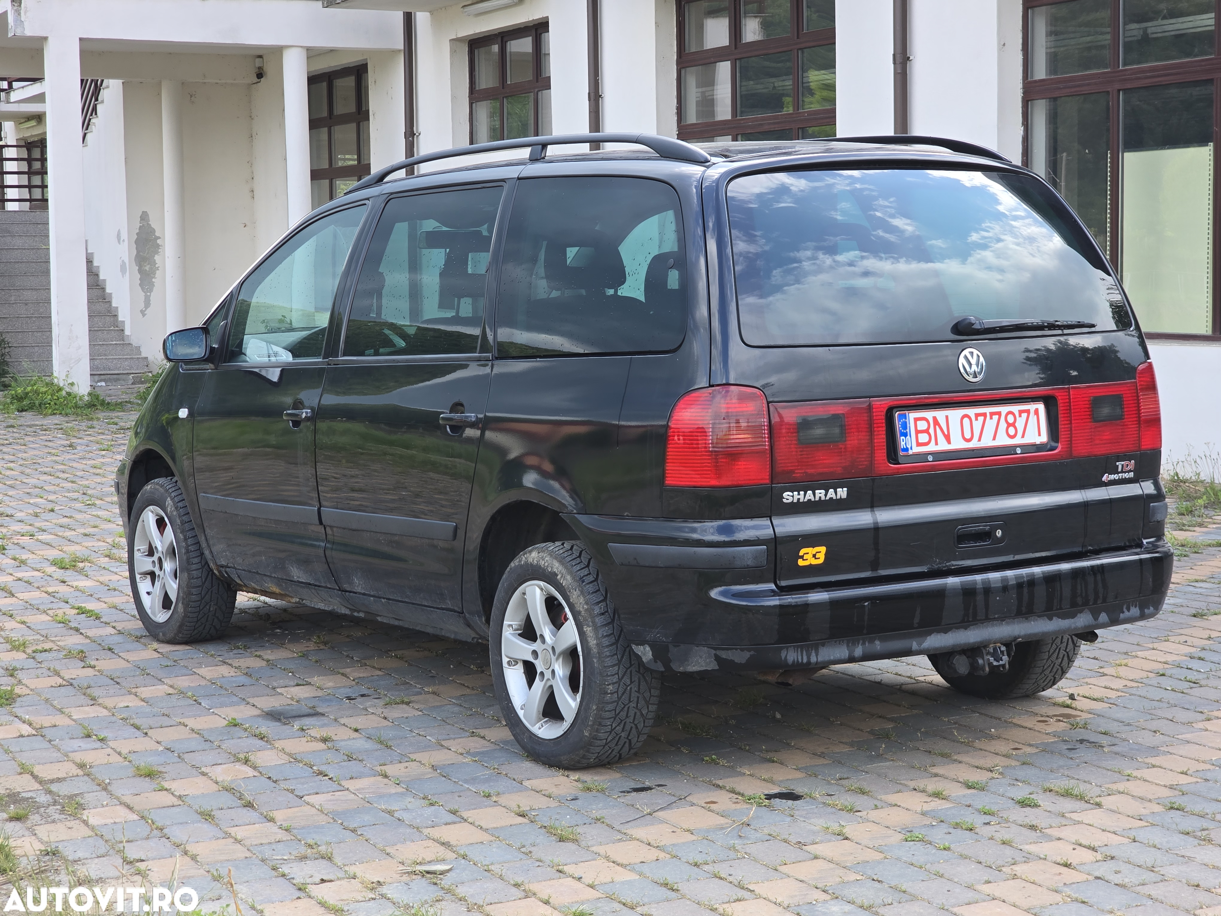 Volkswagen Sharan 1.9 TDI Comfortline Family - 3