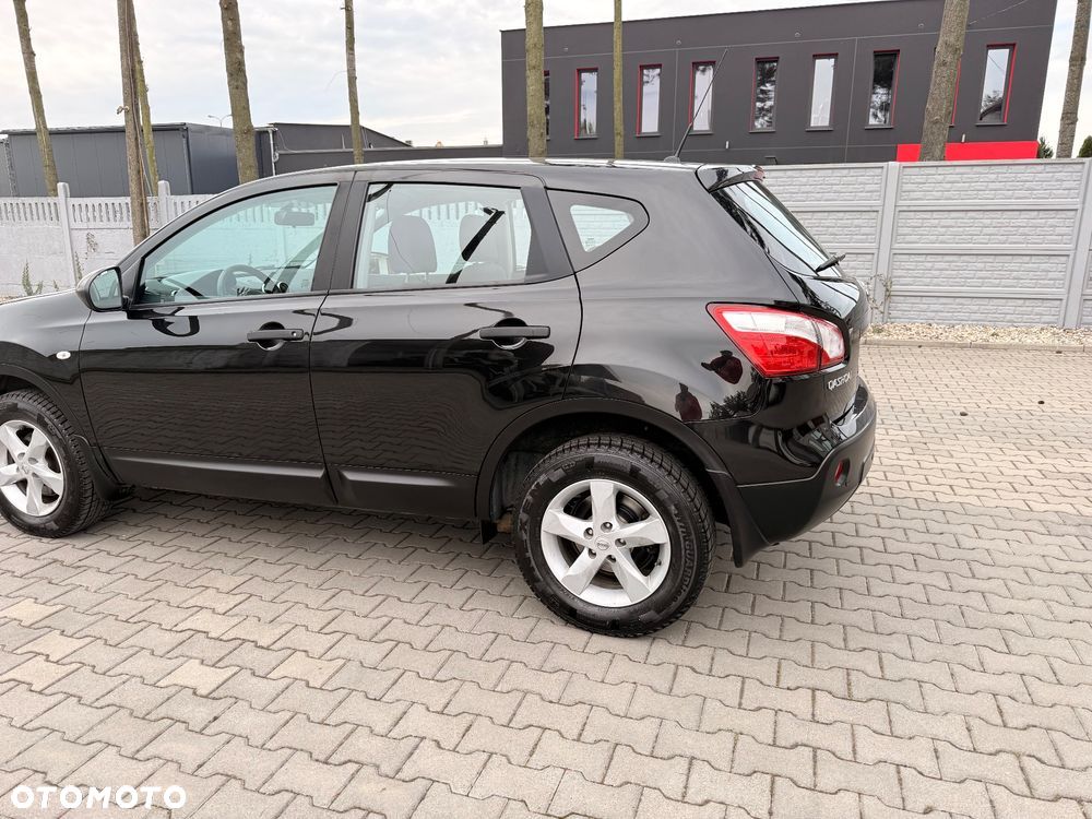 Nissan Qashqai 1.6 360 - 6