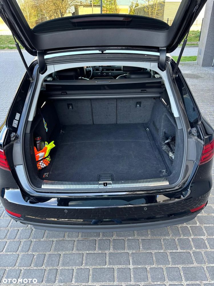 Audi A4 Avant 2.0 TDI S tronic - 9