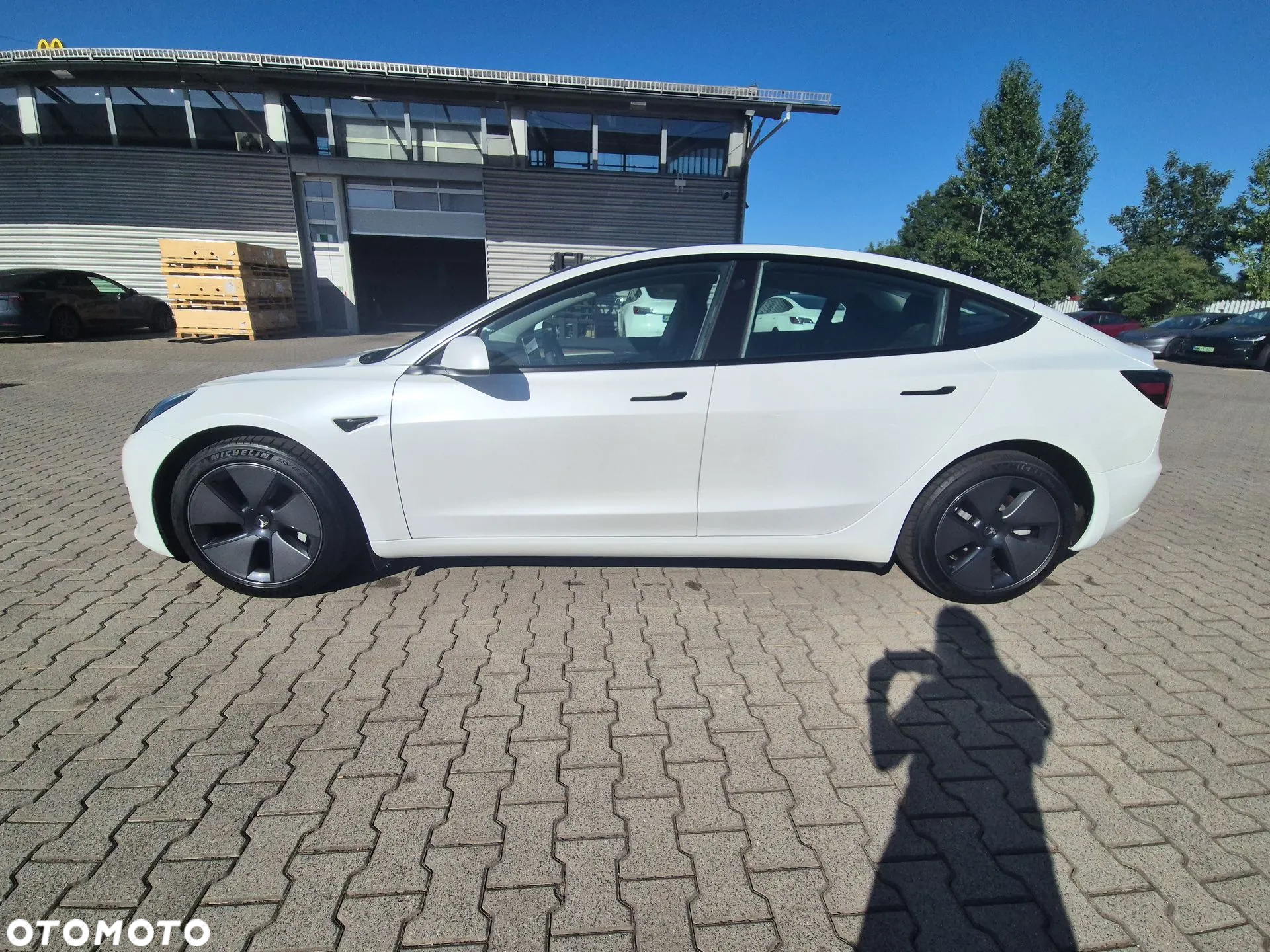 Tesla Model 3 RWD - 4