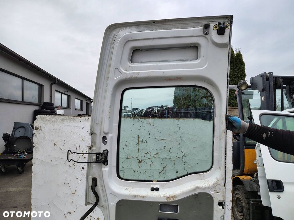 DRZWI PRAWY TYŁ SKRZYDEŁKOWE NISSAN INTERSTAR 1 I FL LIFT - 4