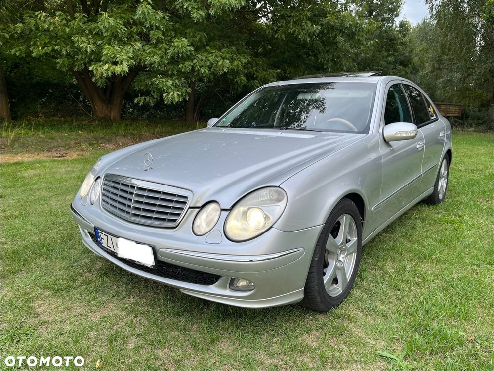 Mercedes-Benz Klasa E 500 4Matic Automatik Avantgarde - 4