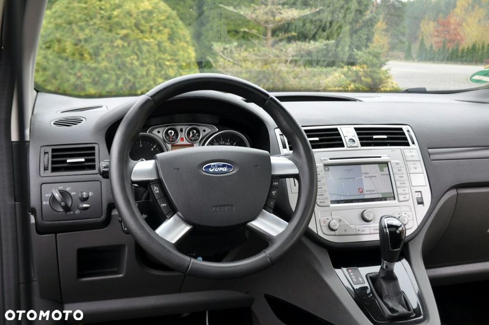 Ford Kuga - 29