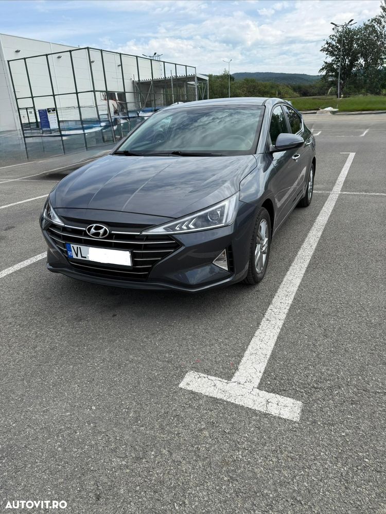 Hyundai Elantra 1.6 MPi Highway - 2