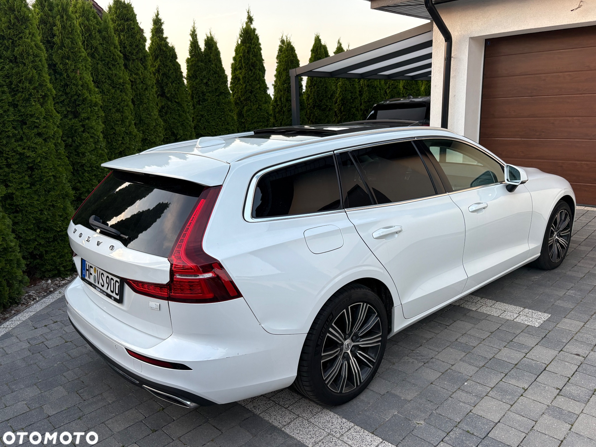 Volvo V60 T6 AWD Recharge Geartronic Inscription - 5
