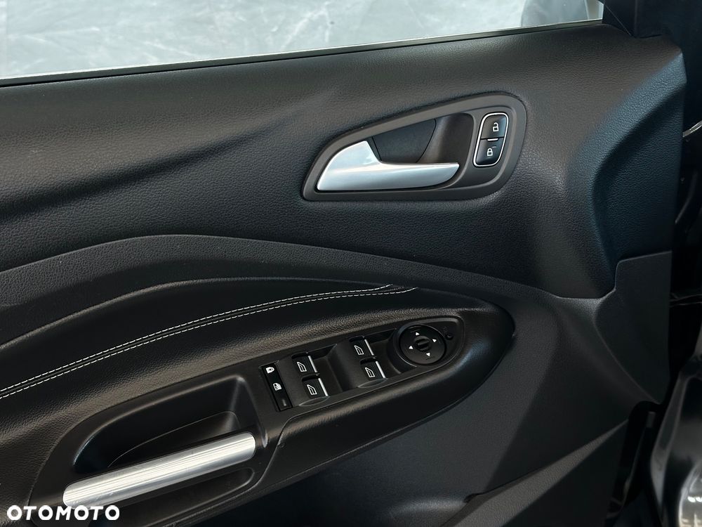 Ford Grand C-MAX - 14