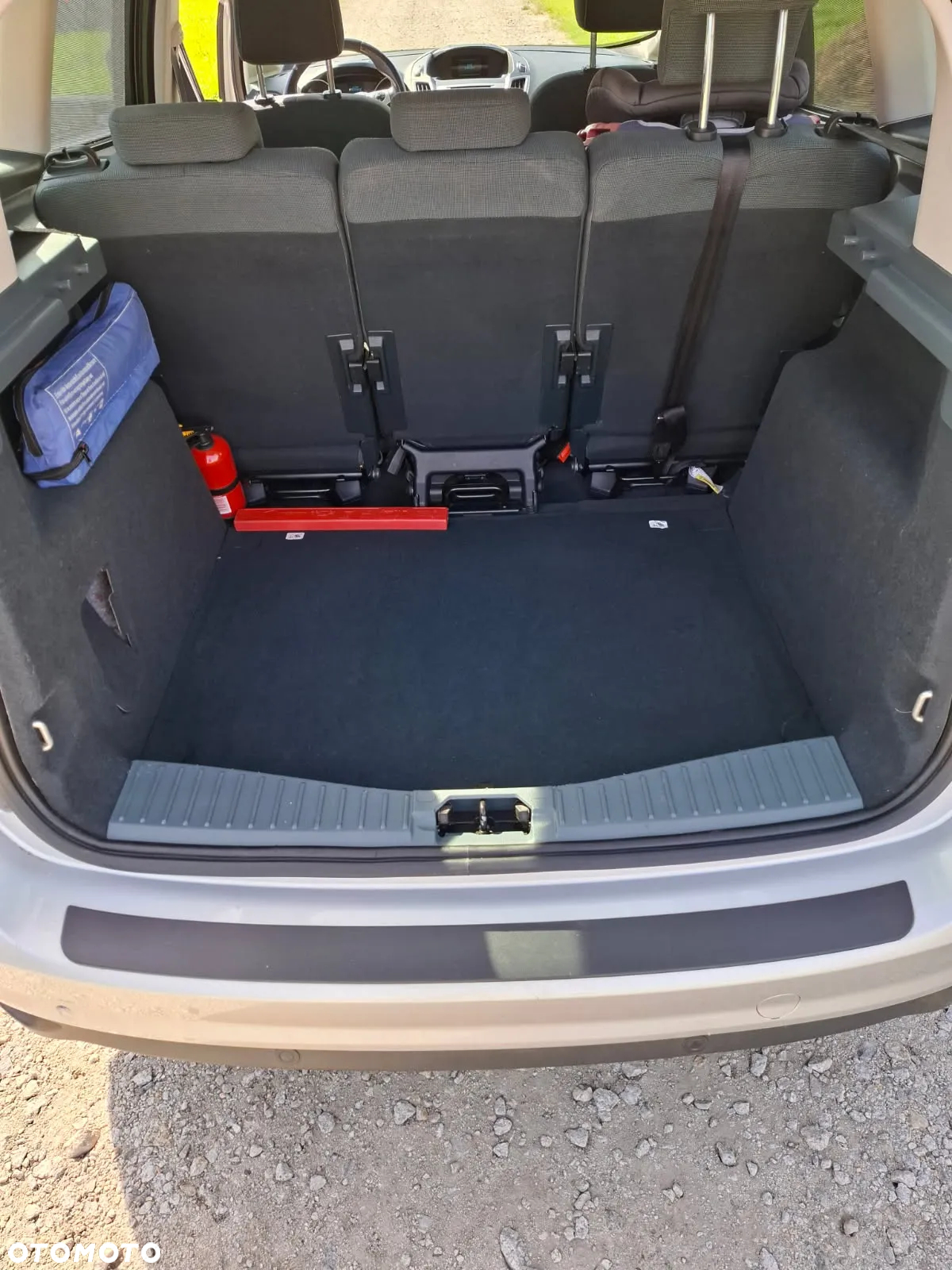 Ford C-MAX - 11