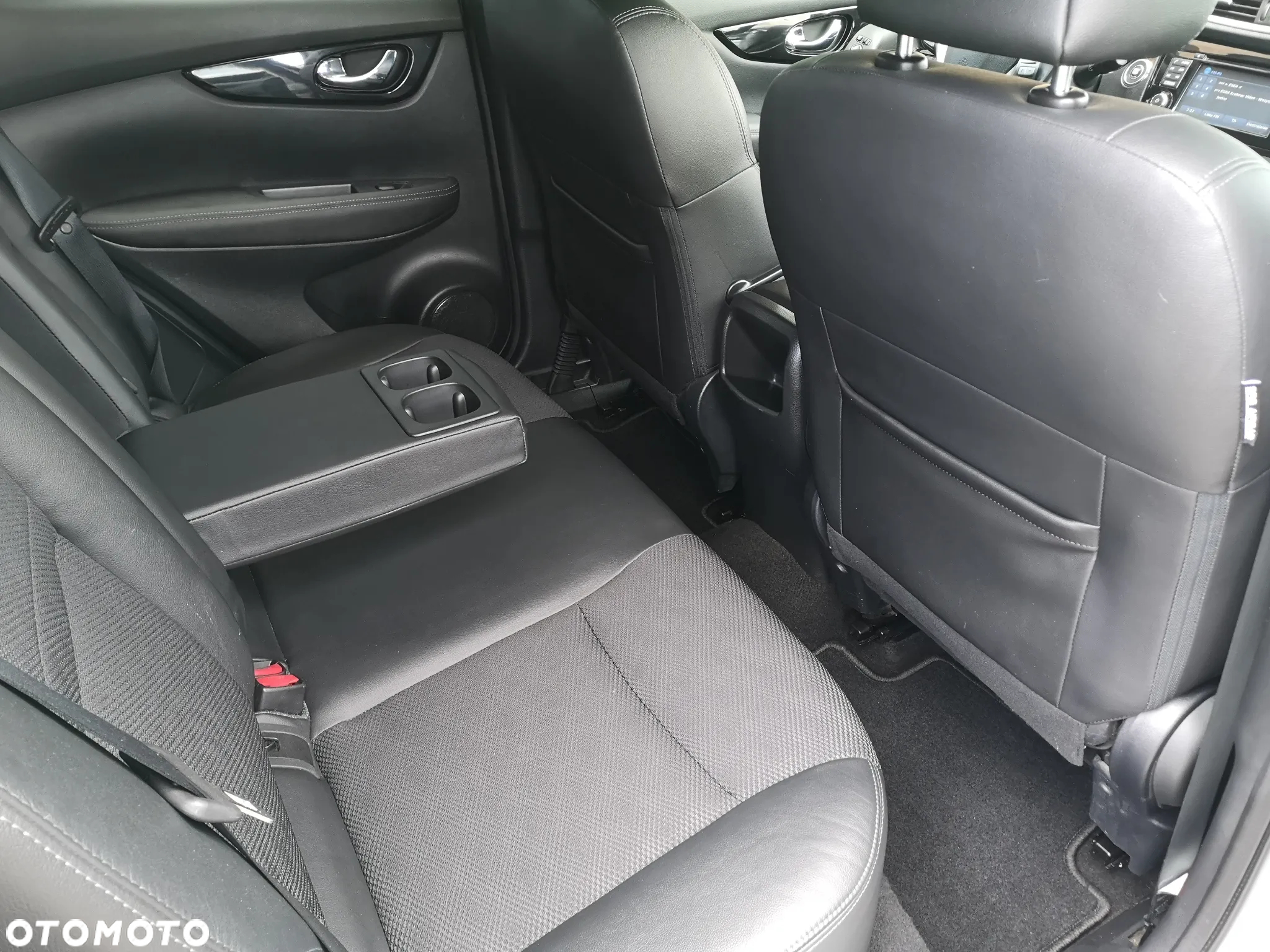 Nissan Qashqai 1.6 DCi Tekna Xtronic - 25