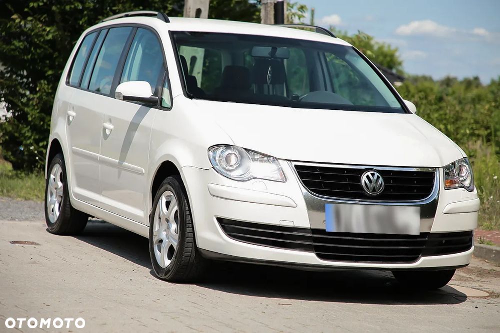 Volkswagen Touran 2.0 TDI DPF Trendline - 2