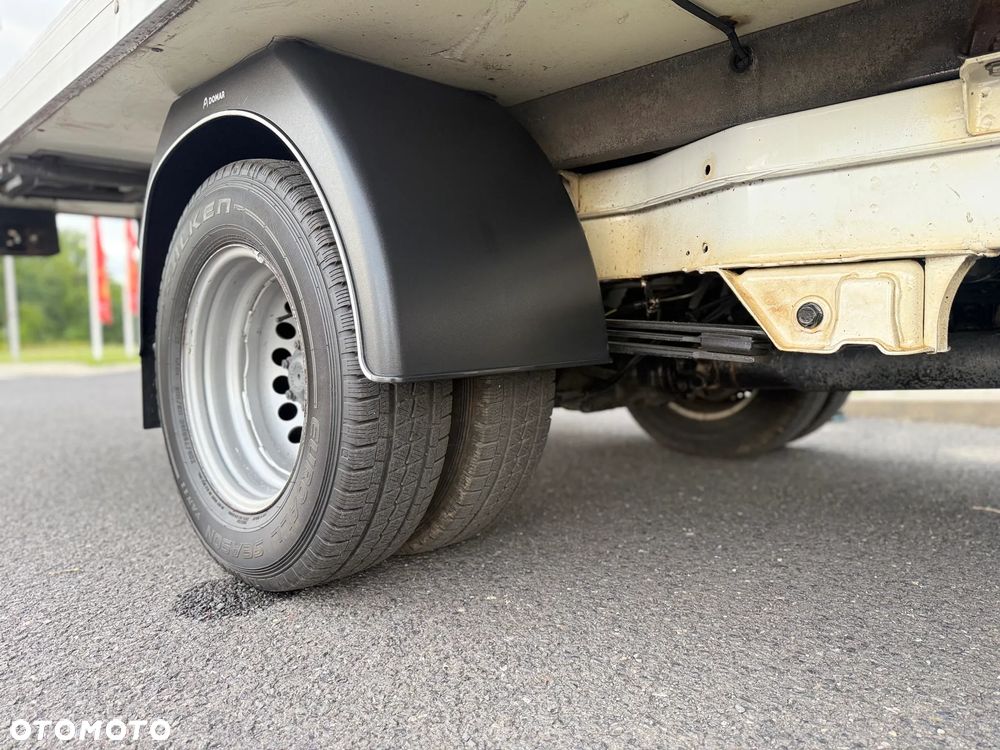 Mercedes-Benz Sprinter 519CDI 5,5t - 24