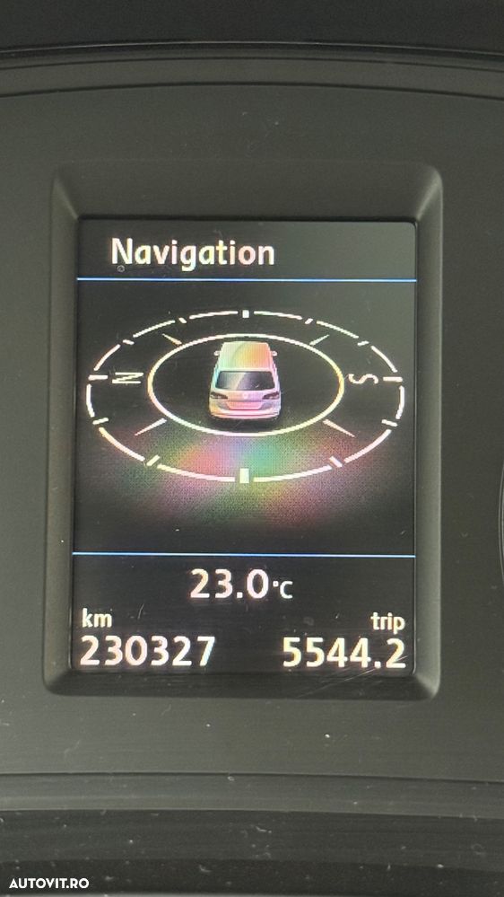 Volkswagen Sharan 2.0 TDI DSG Highline Black Style - 33