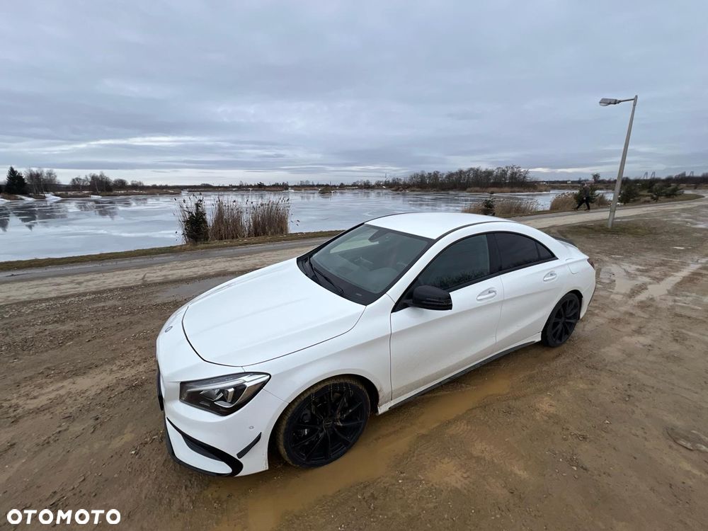 Mercedes-Benz CLA - 9