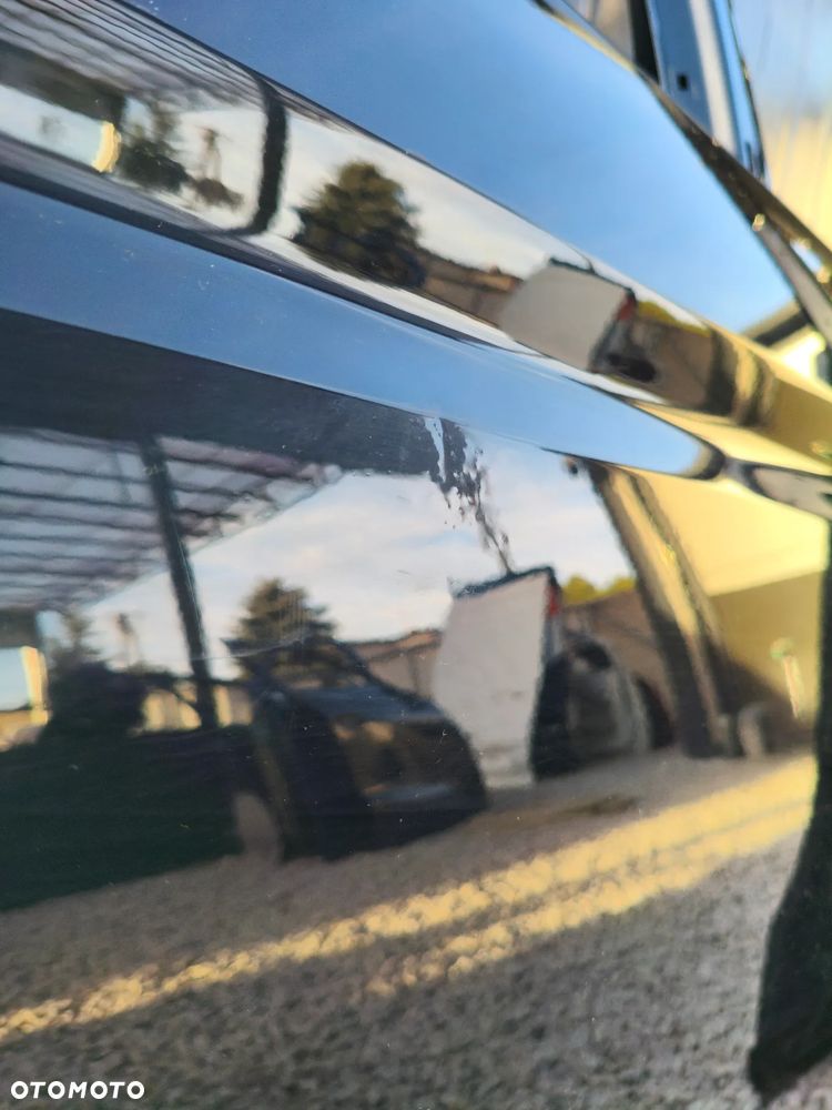 VW VOLKSWAGEN TOURAN 2015r- DRZWI PRAWE TYLNE TYŁ POZNAŃ GIEŁDA X10 - 4