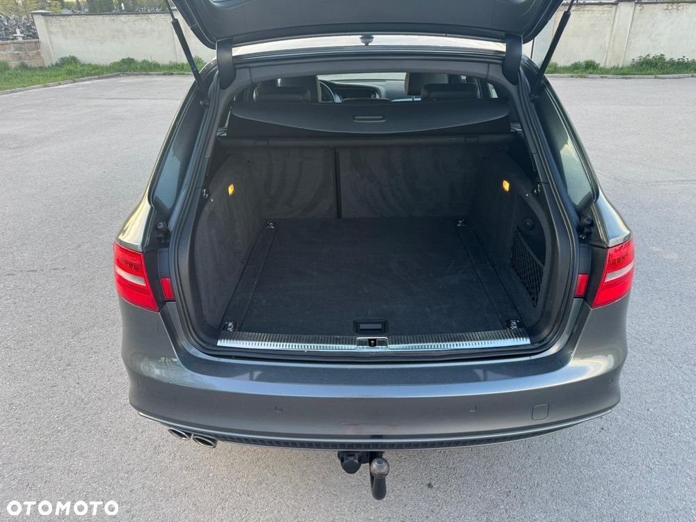 Audi A4 Avant - 14