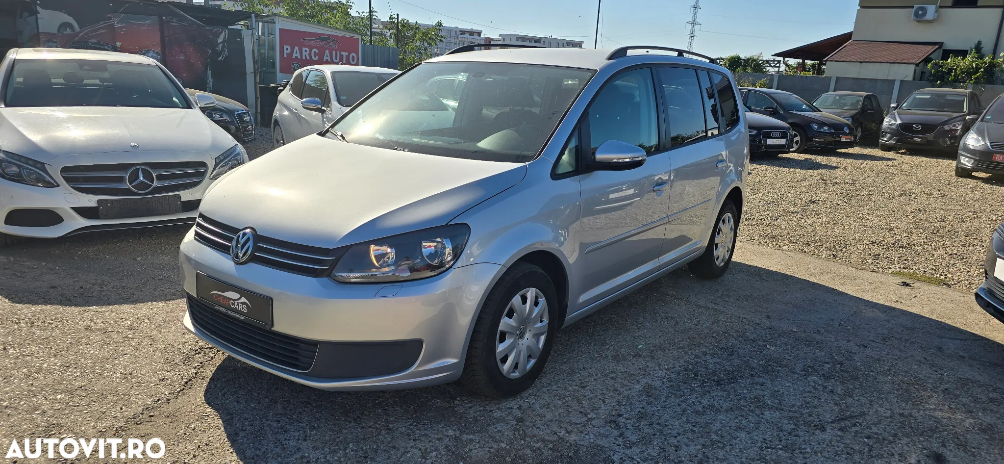 Volkswagen Touran 1.6 TDI BlueMotion Technology Comfortline - 3