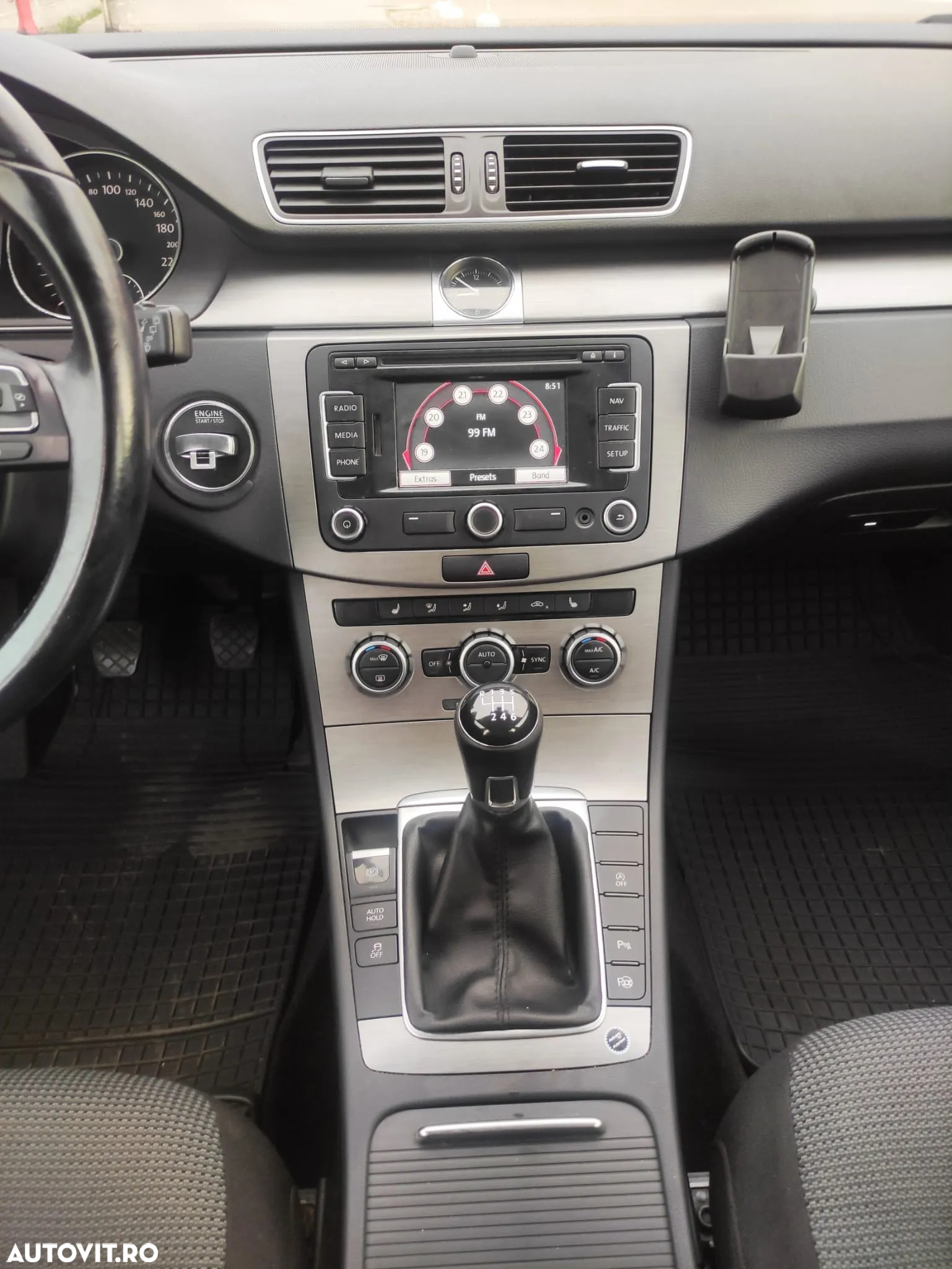 Volkswagen Passat - 10
