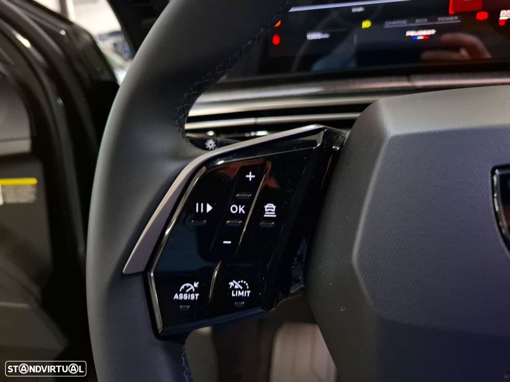 Peugeot E-5008 73 kWh Allure - 14