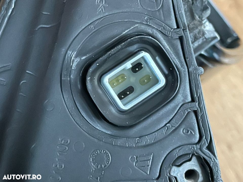 oglinda oglinzi stânga sau dreapta model cu camera 360 sideasist bmw g11 g12 seria 750xd 750i 730d 740xd Mpachet cu brat negru lucios - 6