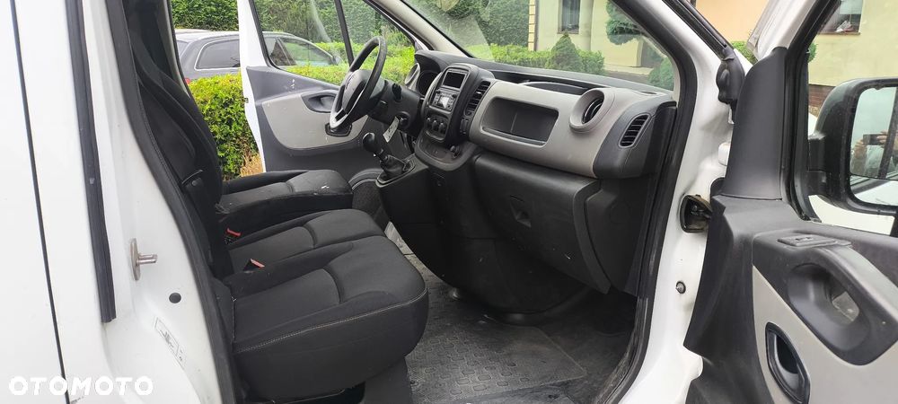 Renault Trafic - 13
