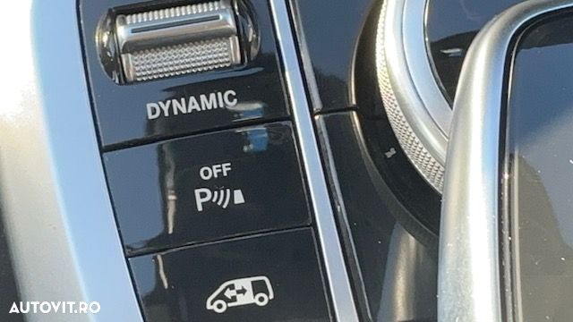 Mercedes-Benz V 220 d Extralang 9G-TRONIC Avantgarde Edition Edition 19 - 14