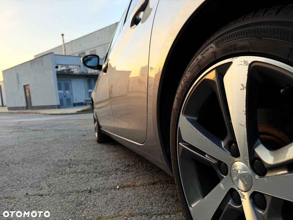 Peugeot 308 110 e-THP Stop & Start Active - 24