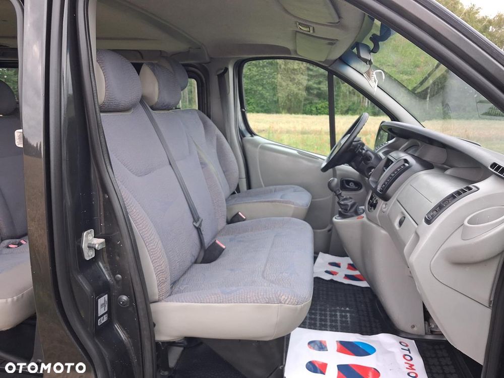 Renault Trafic - 23