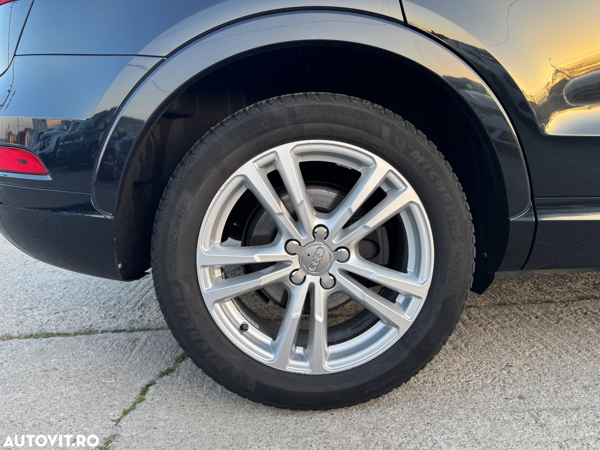 Audi Q3 2.0 35 TDI S tronic - 16