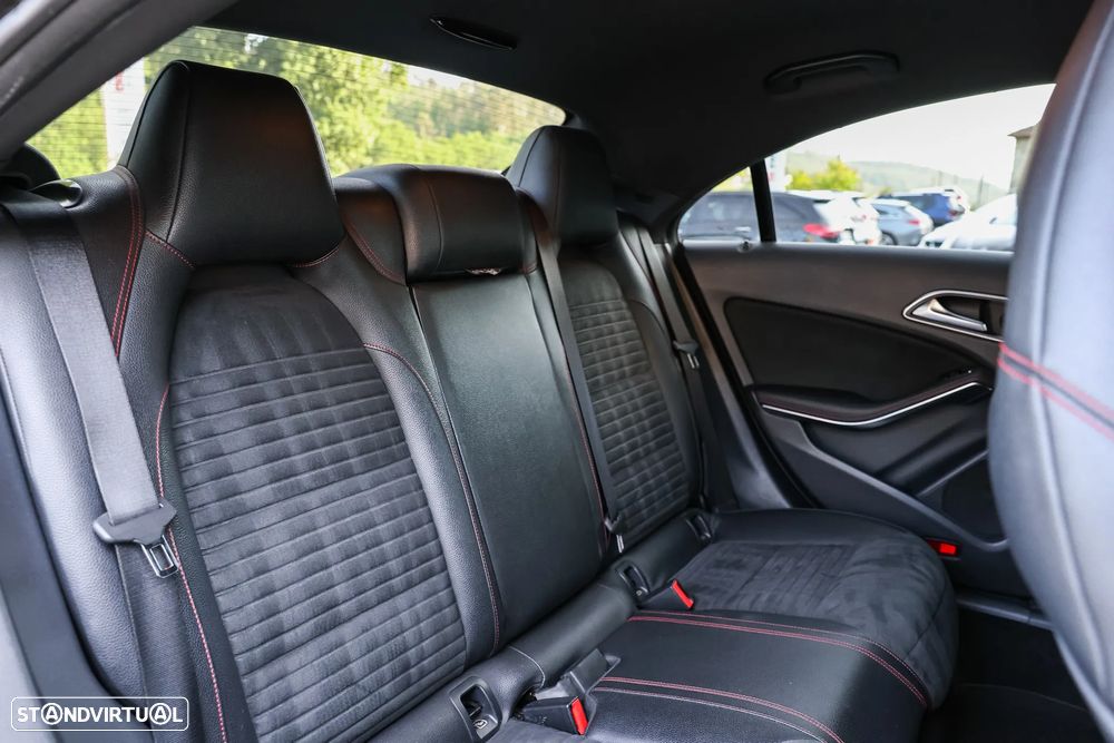 Mercedes-Benz CLA 200 d AMG Line Aut. - 25