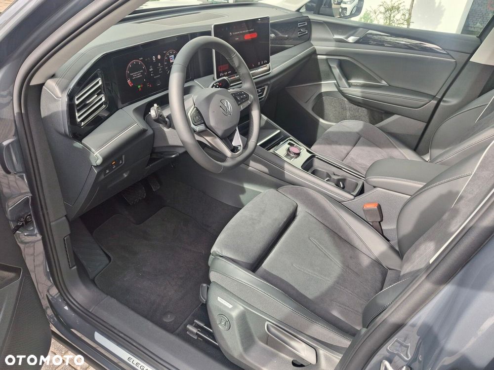 Volkswagen Tiguan - 11