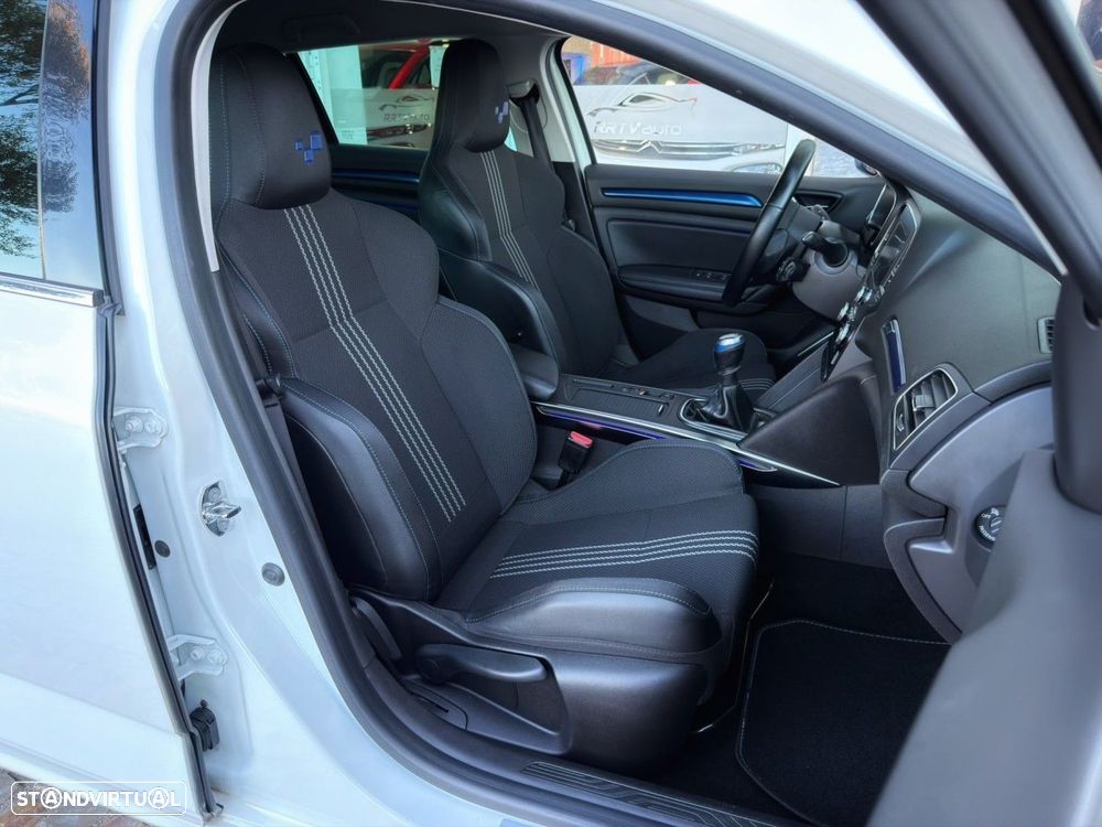 Renault Mégane Sport Tourer 1.5 dCi GT Line SS - 24