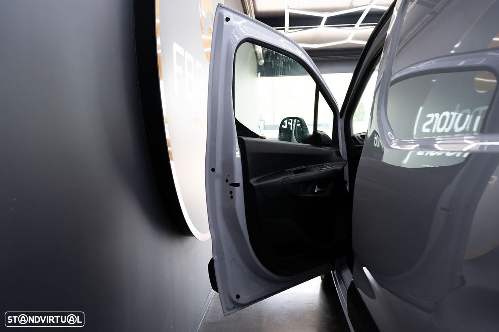 Peugeot Partner Outro - 16