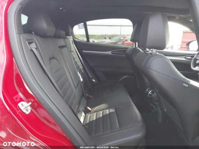 Alfa Romeo Stelvio 2.0 Turbo 16V AT8-Q4 Veloce - 7
