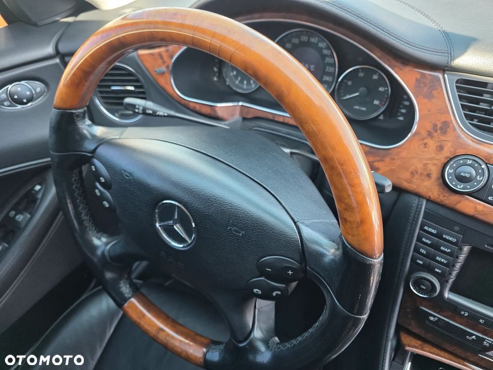 Mercedes-Benz CLS - 19