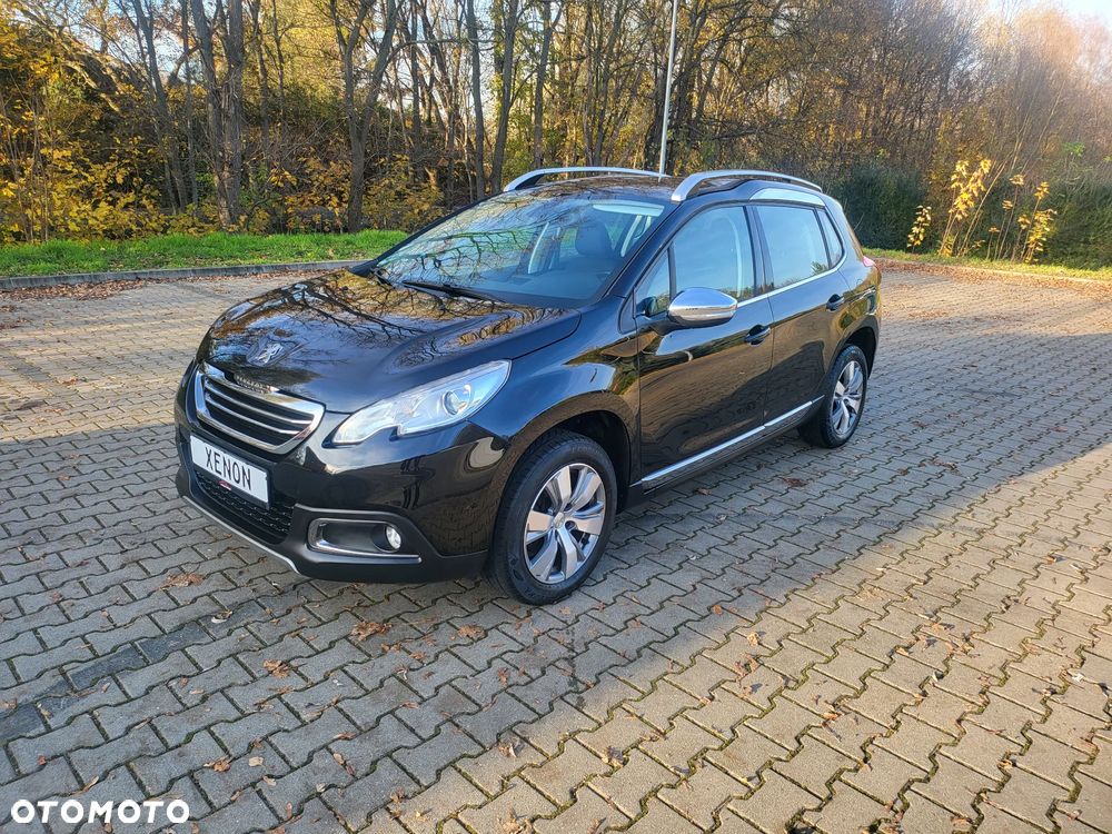 Peugeot 2008 1.2 Pure Tech Allure S&S - 38
