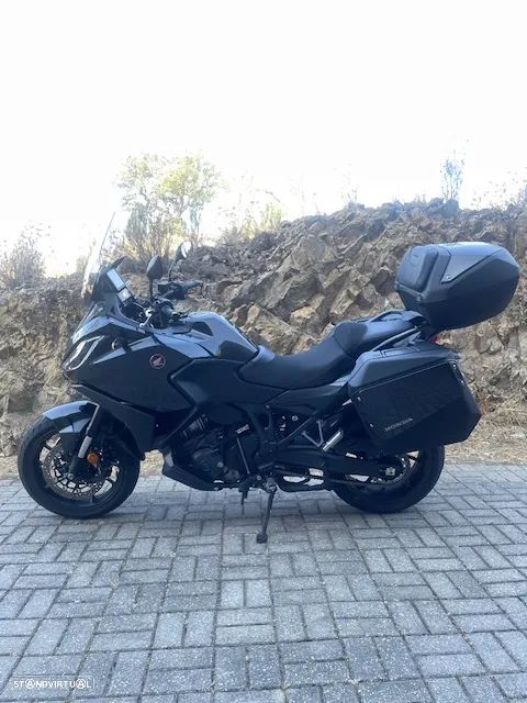 Honda NT 1100 manual - 1