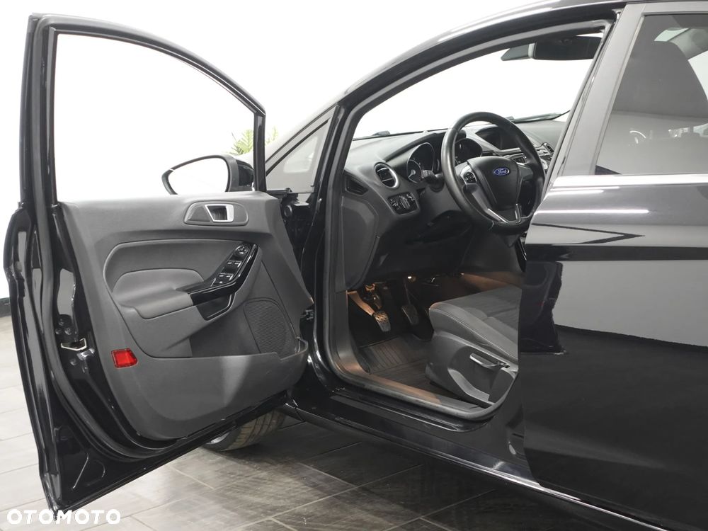 Ford Fiesta 1.0 EcoBoost Titanium - 17