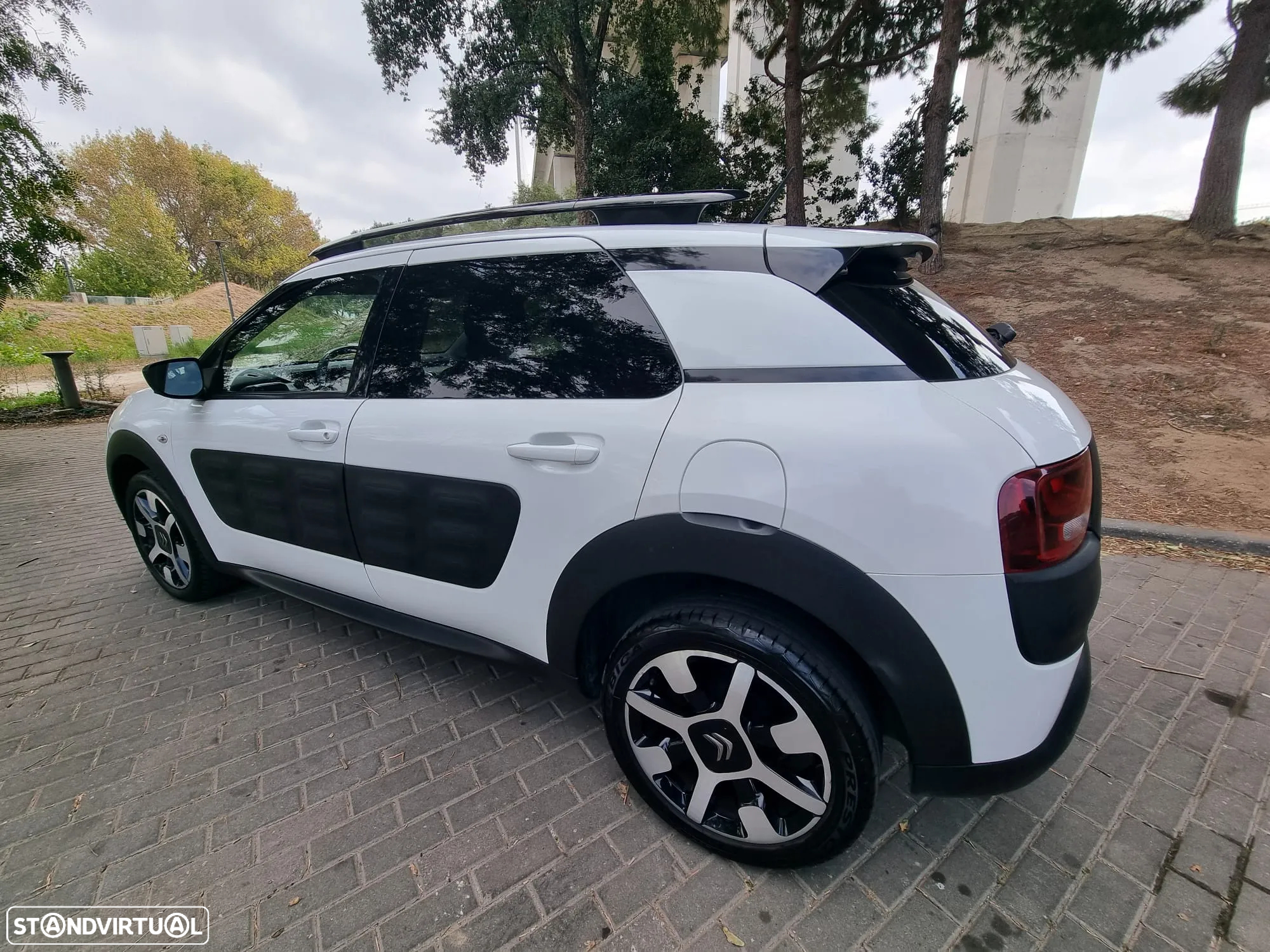 Citroën C4 Cactus 1.6 BlueHDi Feel J17 - 3