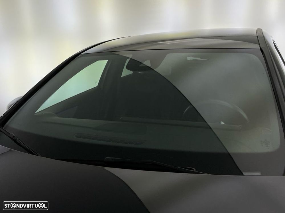 Mercedes-Benz A 250 e - 20