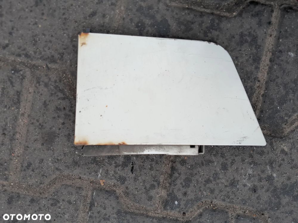Klapka wlewu paliwa VW T5 2.5 TDI - 1