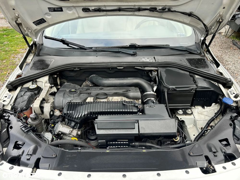 Volvo S60 2.5 T5 - 12