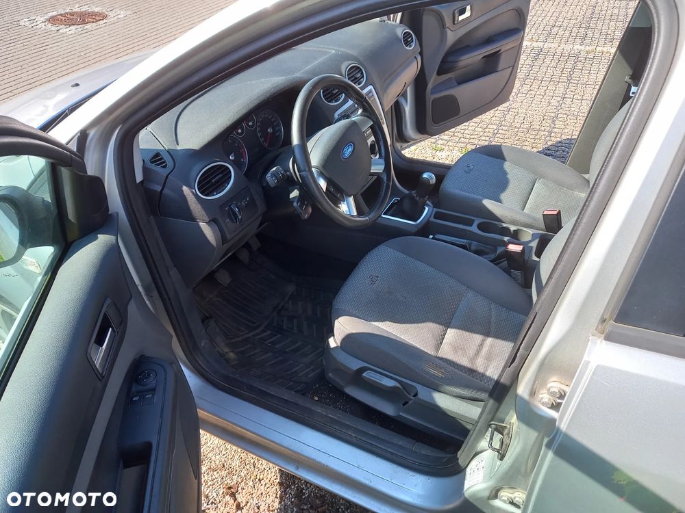 Ford Focus 1.4 Ambiente - 7