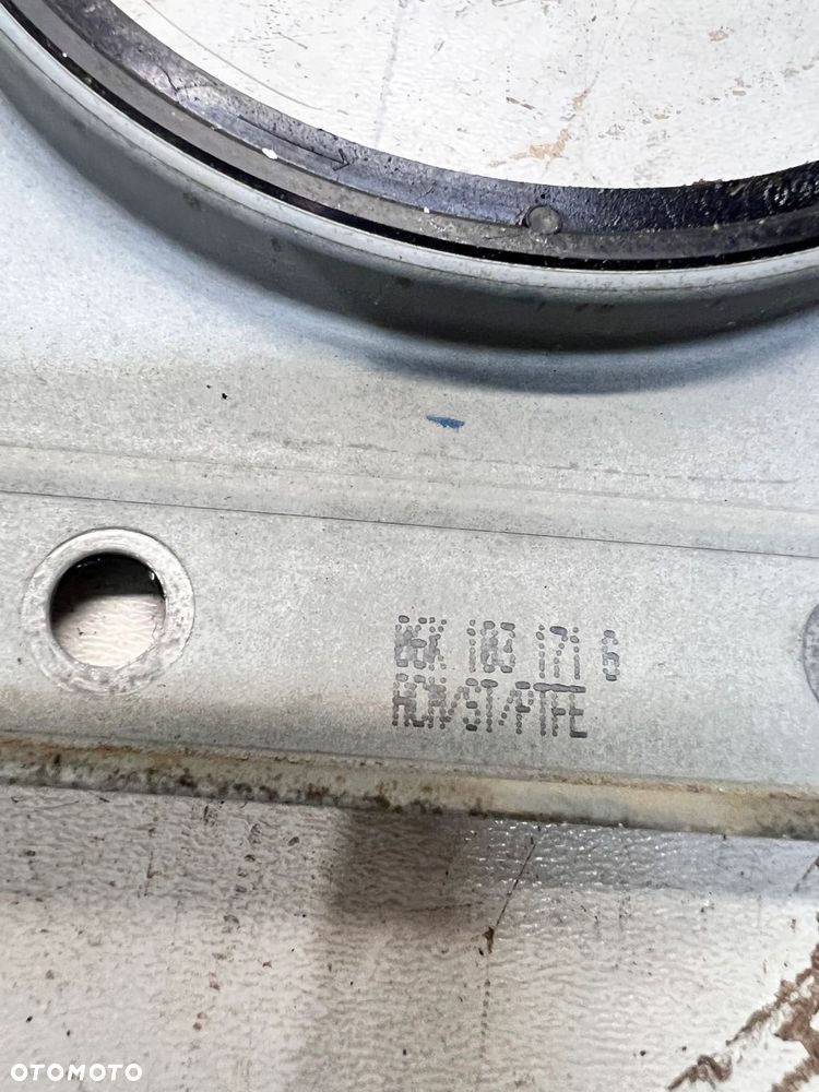 OBUDOWA USZCZELNIACZ WAŁU AUDI VW 2.0 TFSI 06K103171G - 5
