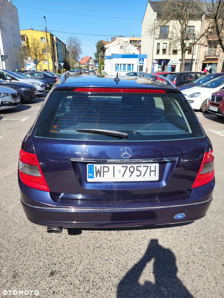 Mercedes-Benz Klasa C 220 CDI BlueEff 4-Matic Classic - 2