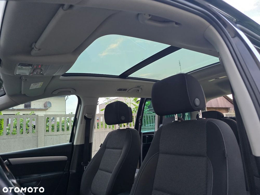 Volkswagen Sharan 2.0 TDI 4MOTION Comfortline - 13