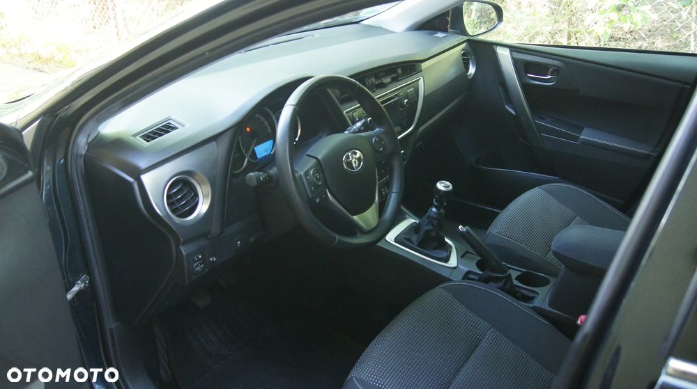 Toyota Auris 1.6 Valvematic Comfort - 9