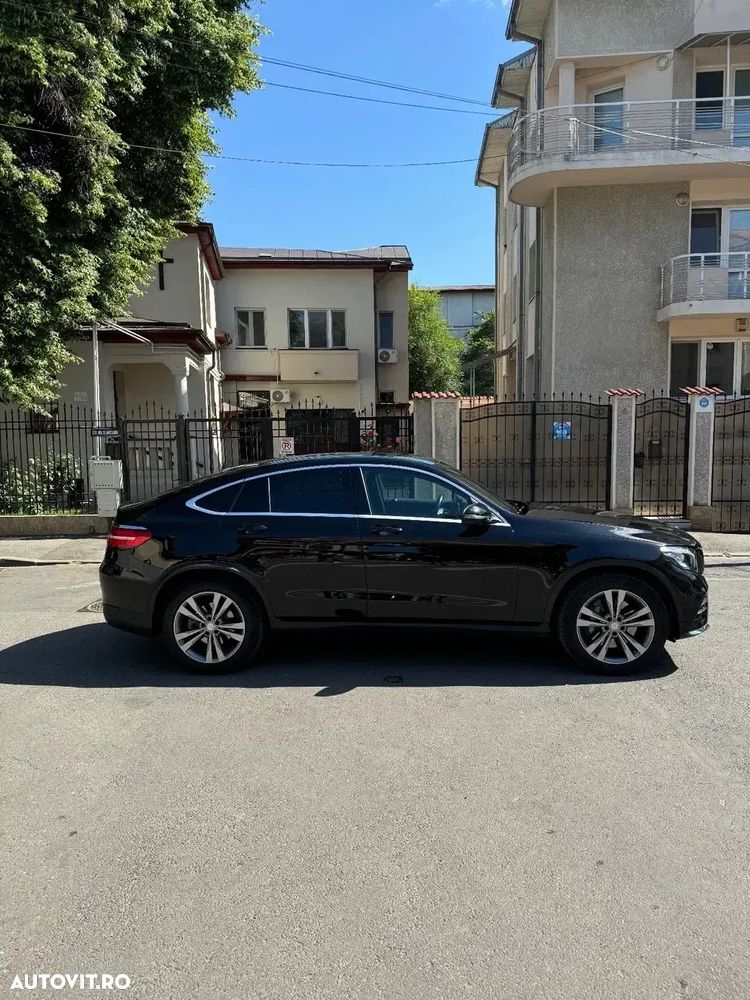 Mercedes-Benz GLC Coupe 250 d 4Matic 9G-TRONIC AMG Line - 4