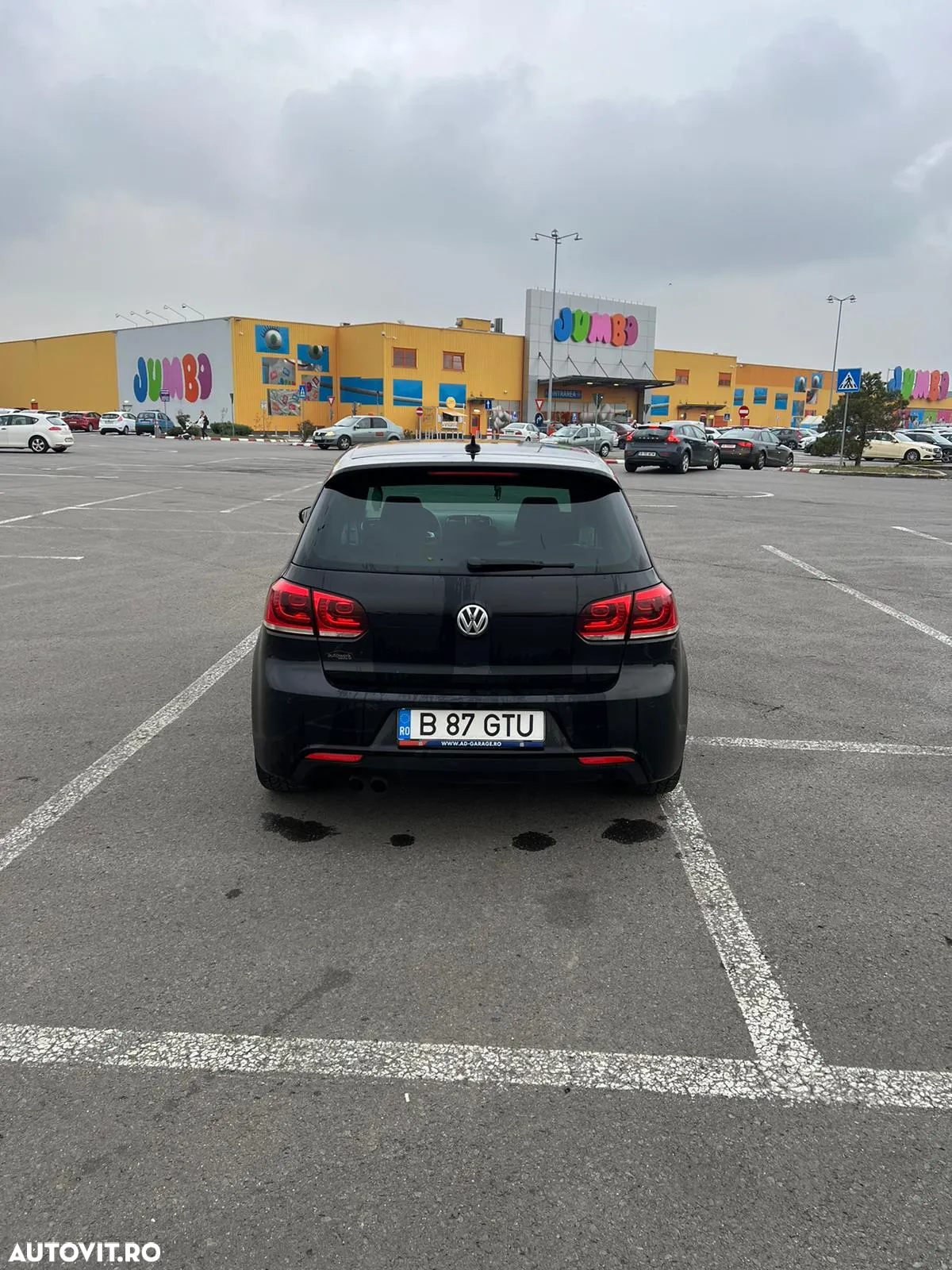 Volkswagen Golf - 2