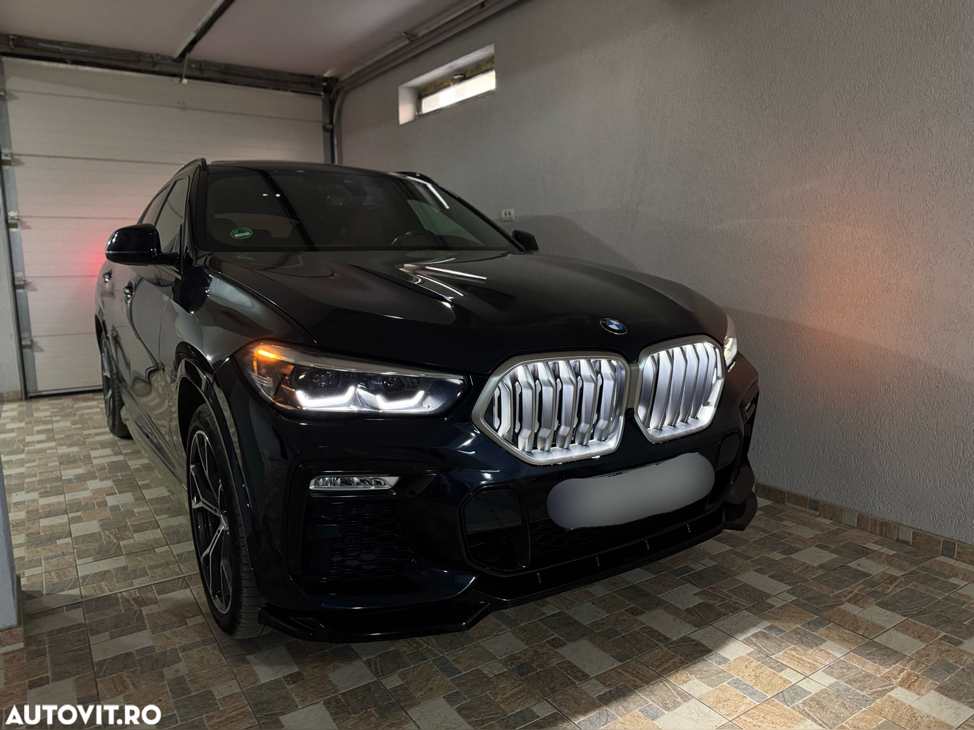 BMW X6 xDrive40i - 18